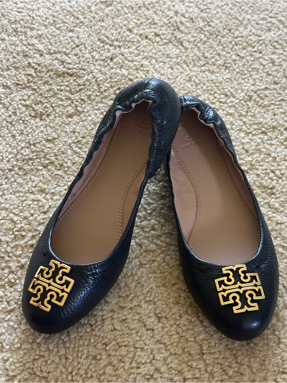 Tory Burch Black Leather Ballet Flats with Gold Logo Medallion - Picture 1 of 6